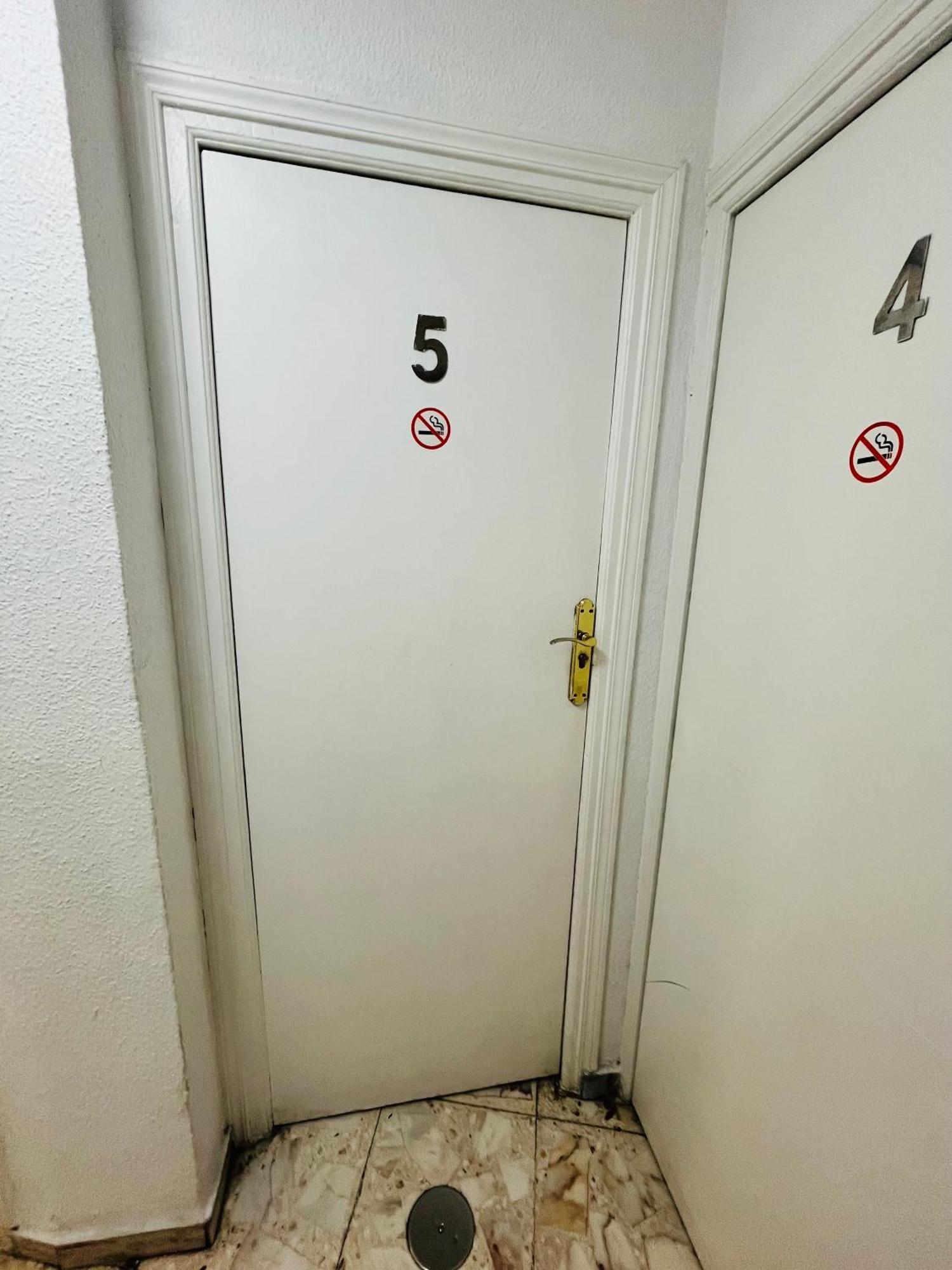 Pension Rivera Madrid Kültér fotó